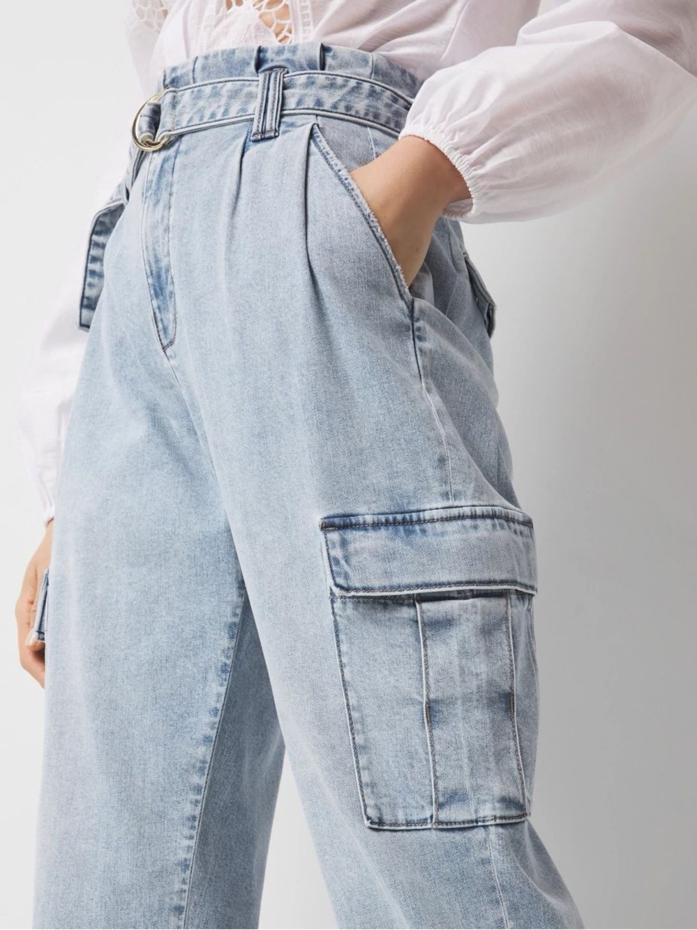 White House Black Market Petite Extra High Rise Light Wash Cargo Jean - Picture 1 of 8
